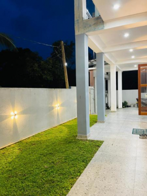 Dinuradi Villa